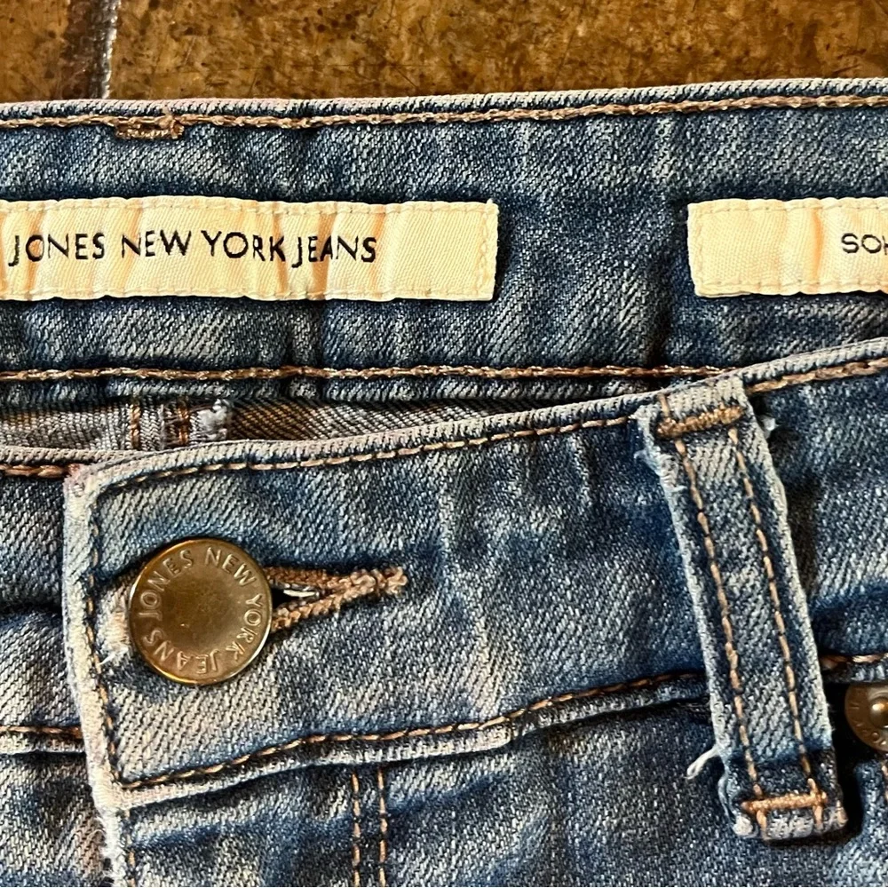 Jones New York soho ankle size 8 Regular jeans - Picture 2 of 4
